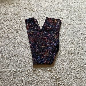 Lululemon Wunder Under Leggings - Size 4 - Beautiful Floral Print
